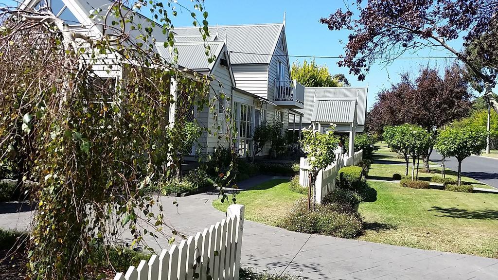 Creek Cottage Bed And Breakfast Traralgon Luaran gambar
