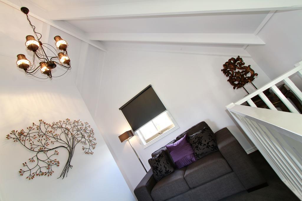 Creek Cottage Bed And Breakfast Traralgon Bilik gambar